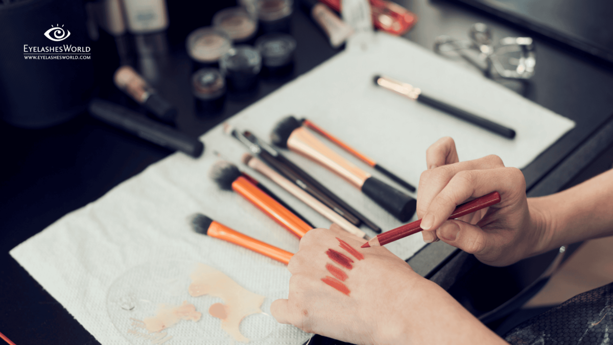 Wimpernbänder: Das A und O eines Braut-Make-up-Künstlers