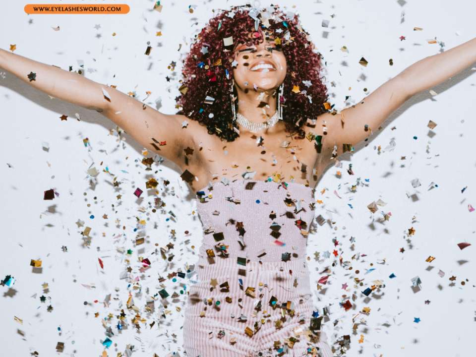 Eyelashesworld.com - Manufacturer of the world’s best false eyelashes