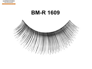 Natural False Eyelashes for Everyday Comfort and Style