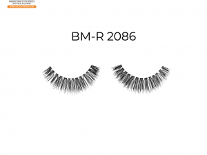 Natural and Lightweight False Eyelashes for Everyday Wear