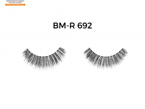 Lengthening False Lashes for a Natural Cat Eye Look