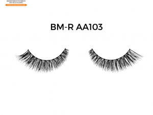 Lengthening False Lashes for a Natural Cat Eye Effect