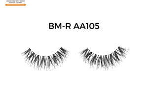 Double Layered False Eyelashes for a Voluminous Look