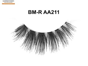 Natural-Looking False Eyelashes Designed for All Eye Shapes