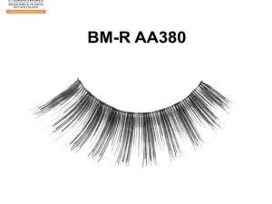 Explore Natural False Lashes for Everyday Elegance