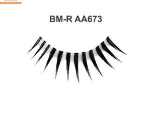 Discover Natural False Eyelashes for Everyday Elegance