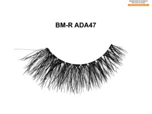 Explore Lightweight Voluminous False Eyelashes for Glamour