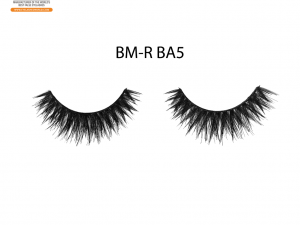 Discover the Allure of Double Layered False Eyelashes