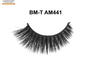 Dramatic Faux Mink Lashes for a Bold Look at EyelashesWorld