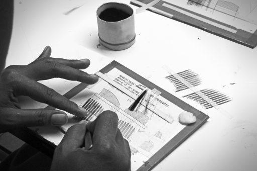 Handcrafted Beauty: The Art of Creating False Eyelashes