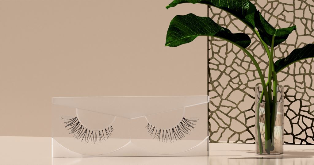 INK LASHES Collection – a fusion of the viral manga lash craze on TikTok and the enduring allure of natural lashes. This show Sylph style.